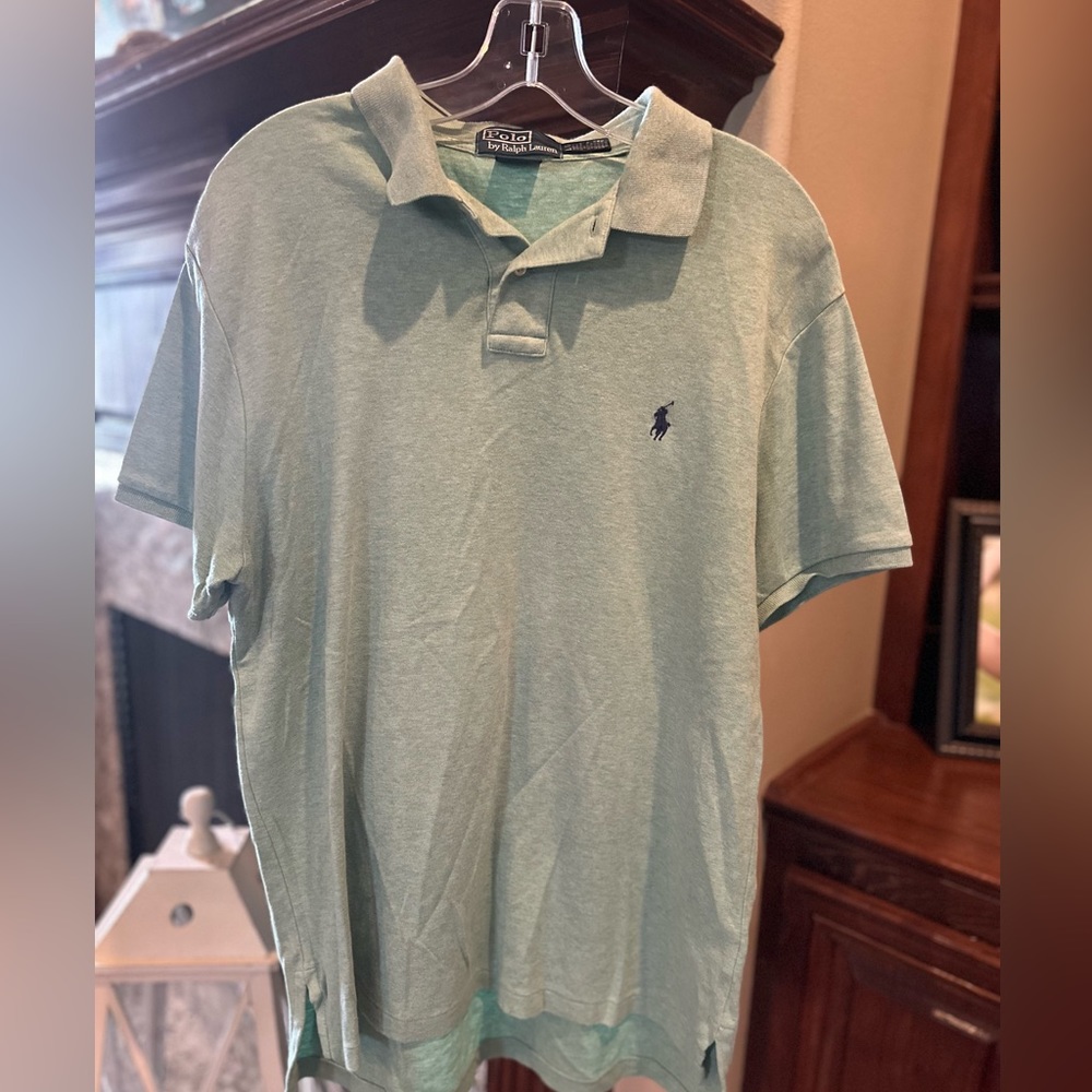 Men’s Polo Brand - Light green - very soft and comfortable - Size Large